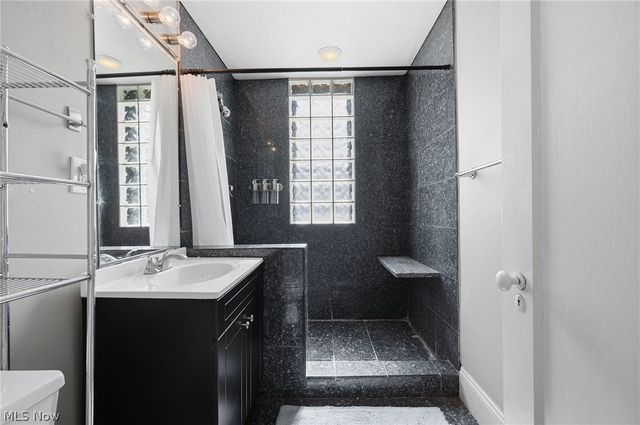 11430 Cedar Glen Pky B5, Cleveland, OH 44106