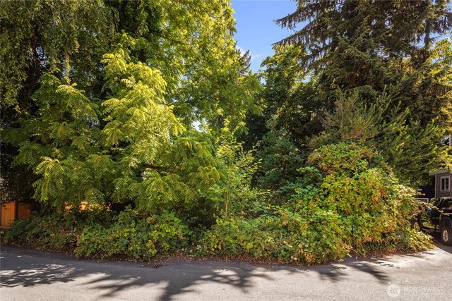 315 Lind Avenue NW, Renton, WA 98057