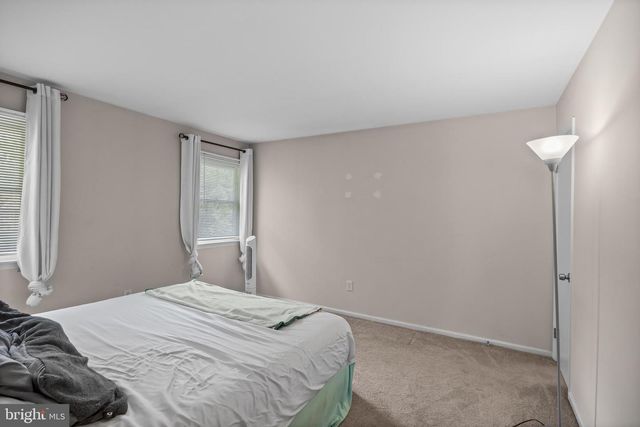 57 ABERDALE LN, Sicklerville, NJ 08081