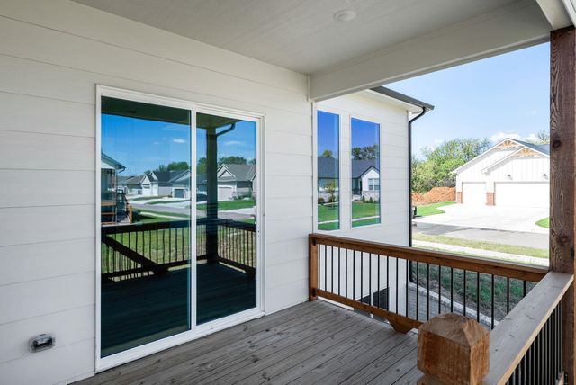 1230 W Ravendale Ln, Goddard, KS 67052