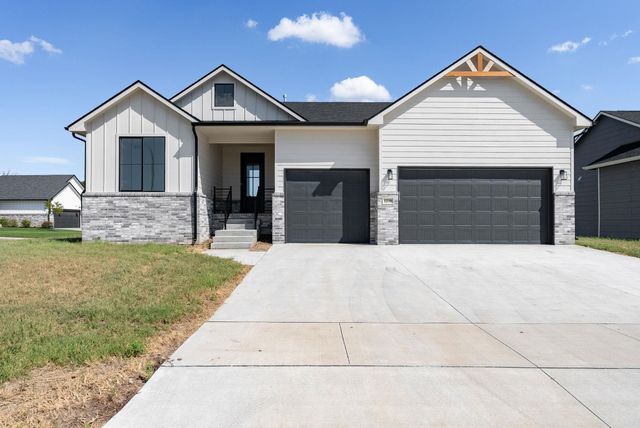 1230 W Ravendale Ln, Goddard, KS 67052