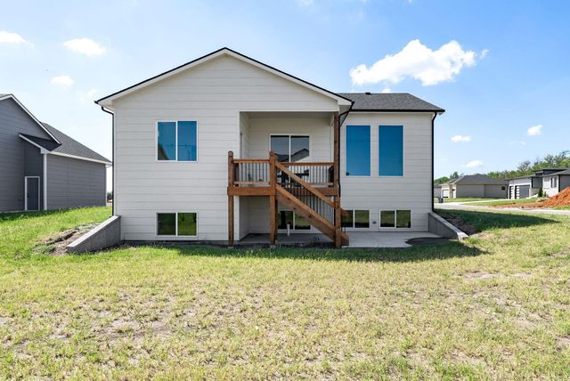 1230 W Ravendale Ln, Goddard, KS 67052