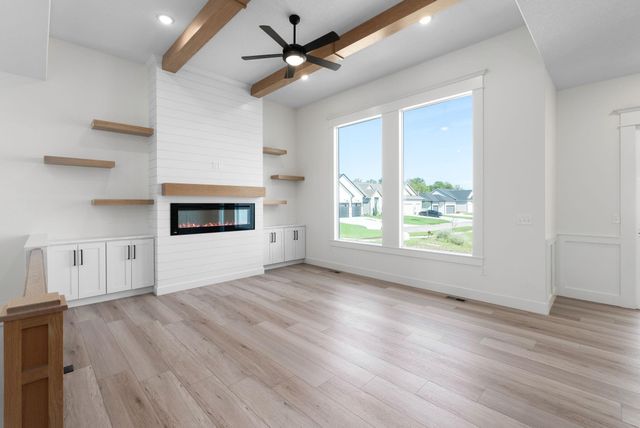1230 W Ravendale Ln, Goddard, KS 67052