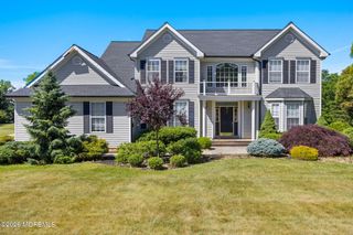 9 Trotter Way, Cream Ridge, NJ 08514