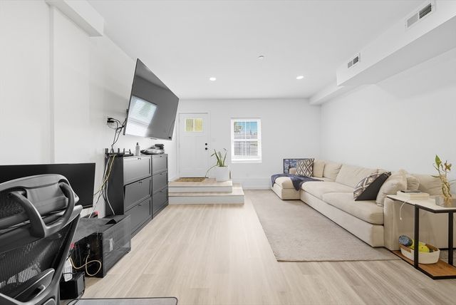 50 Frankfort Street 6, Fitchburg, MA 01420