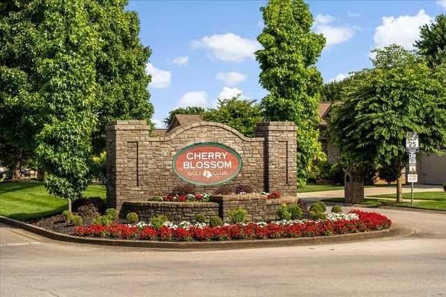 110 Loch Lomond Drive, Georgetown, KY 40324