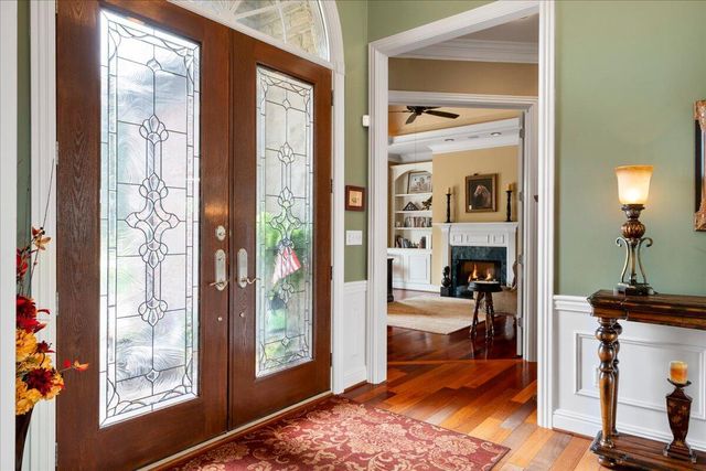 110 Loch Lomond Drive, Georgetown, KY 40324