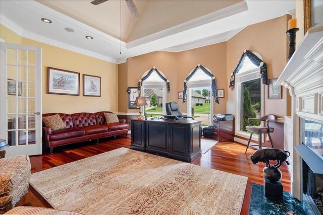 110 Loch Lomond Drive, Georgetown, KY 40324