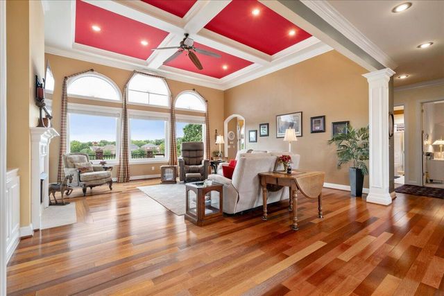 110 Loch Lomond Drive, Georgetown, KY 40324