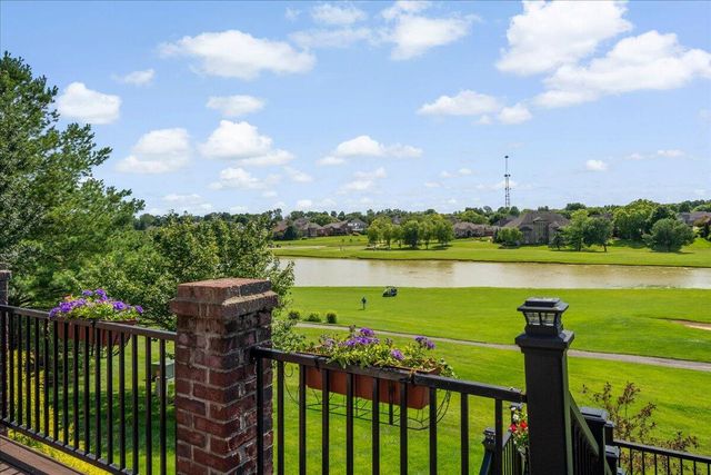 110 Loch Lomond Drive, Georgetown, KY 40324