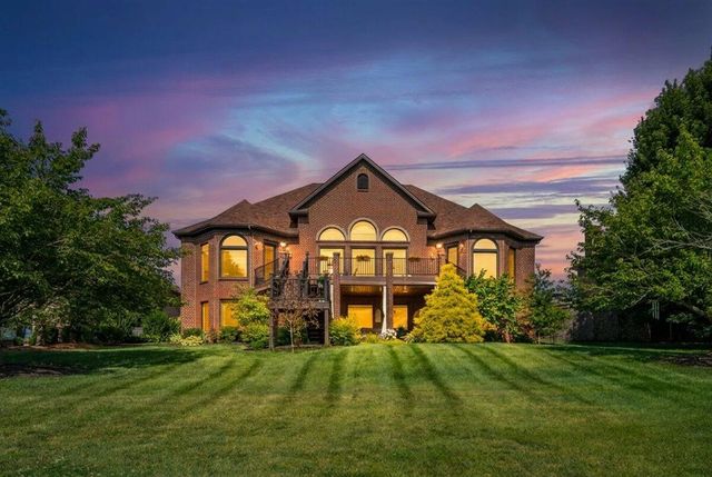 110 Loch Lomond Drive, Georgetown, KY 40324