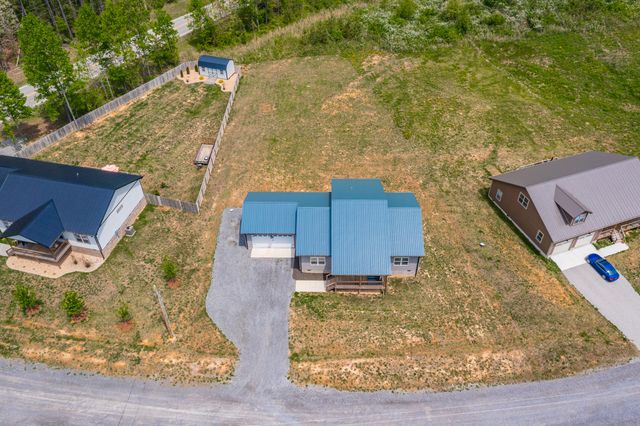 55 Rustling Pines Road, Dunlap, TN 37327