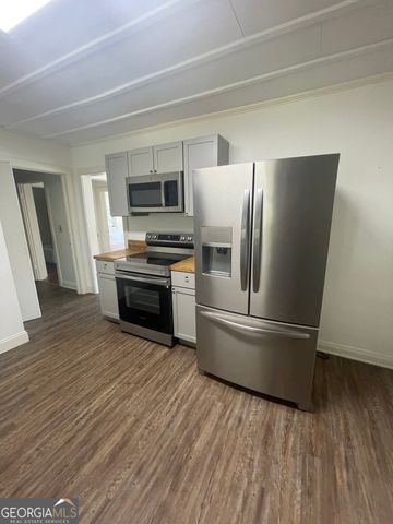 331 E Main Street, Statesboro, GA 30458