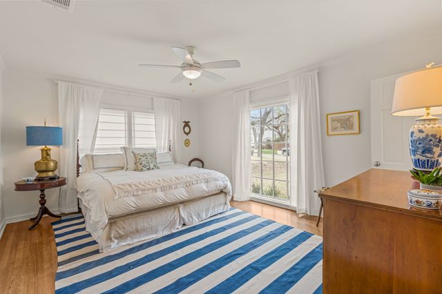 508 N Bailey Avenue, Fort Worth, TX 76107