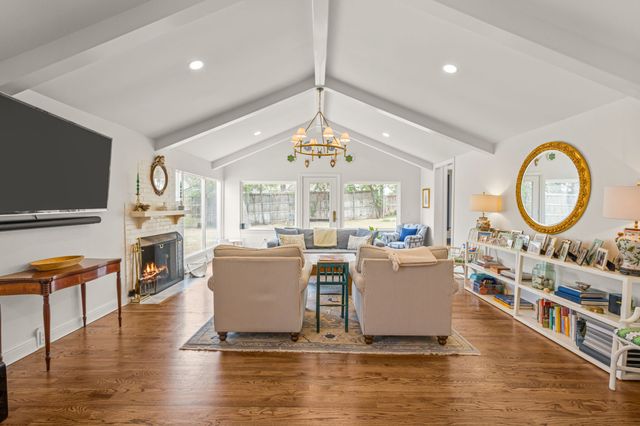 508 N Bailey Avenue, Fort Worth, TX 76107