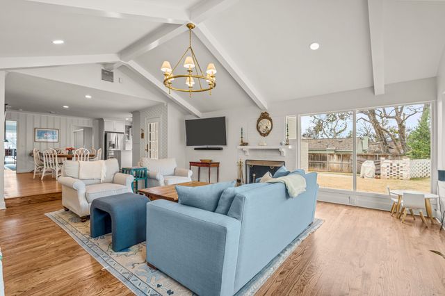 508 N Bailey Avenue, Fort Worth, TX 76107