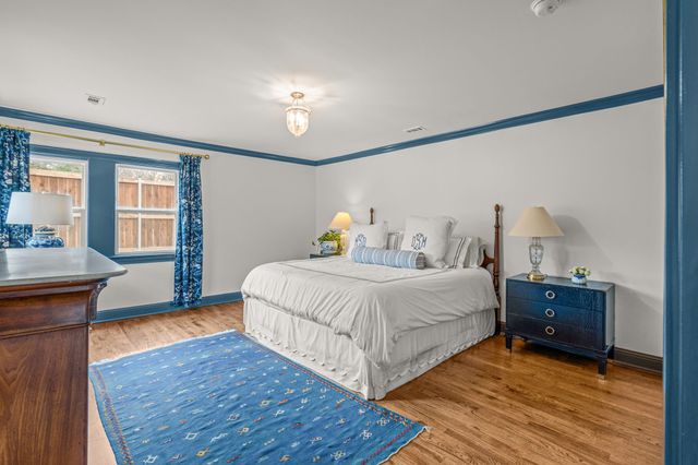 508 N Bailey Avenue, Fort Worth, TX 76107