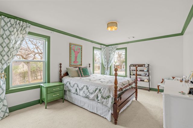 508 N Bailey Avenue, Fort Worth, TX 76107