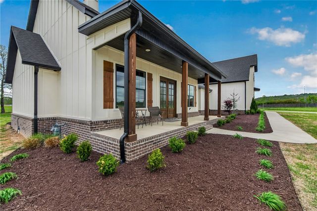 17649 Bryant Boulevard, Springdale, AR 72764