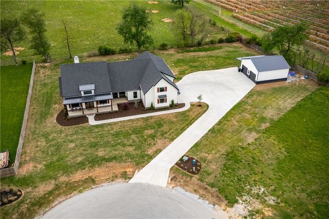 17649 Bryant Boulevard, Springdale, AR 72764