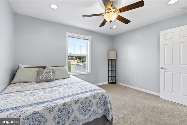 341 DAYSPRING LN, Hagerstown, MD 21742