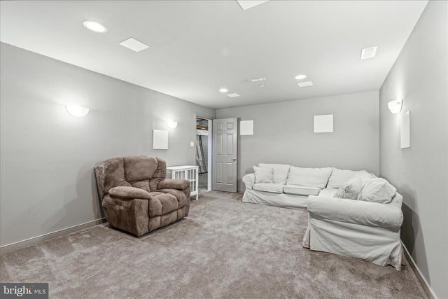 341 DAYSPRING LN, Hagerstown, MD 21742