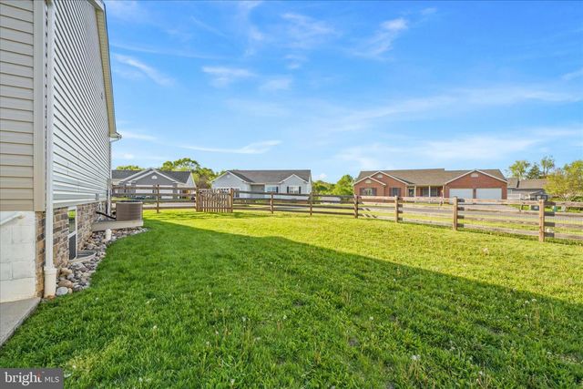 341 DAYSPRING LN, Hagerstown, MD 21742