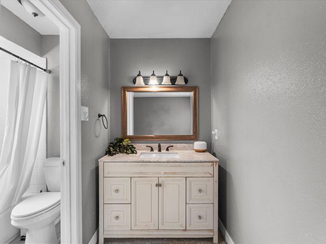 11731 Flushing Meadows Drive, Houston, TX 77089