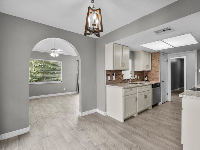 11731 Flushing Meadows Drive, Houston, TX 77089