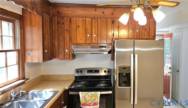 1603 Marble Head Ct, North Chesterfield, VA 23235