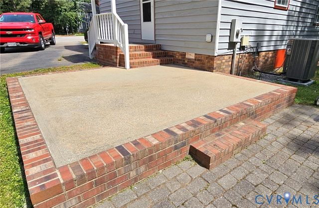 1603 Marble Head Ct, North Chesterfield, VA 23235