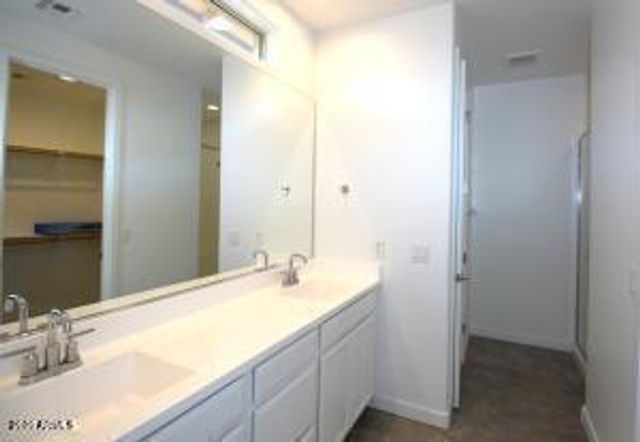 6336 W Warner Street, Phoenix, AZ 85043