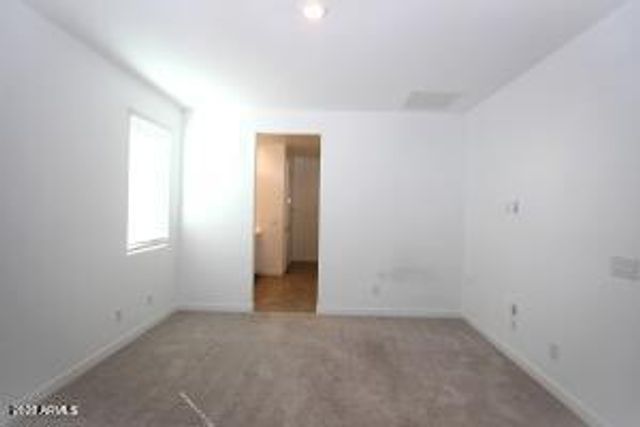 6336 W Warner Street, Phoenix, AZ 85043