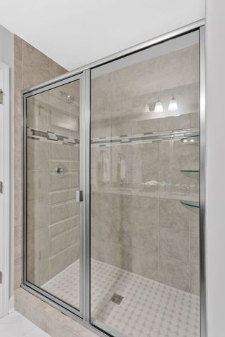 2505 Hidden Creek Ct, Columbia, TN 38401