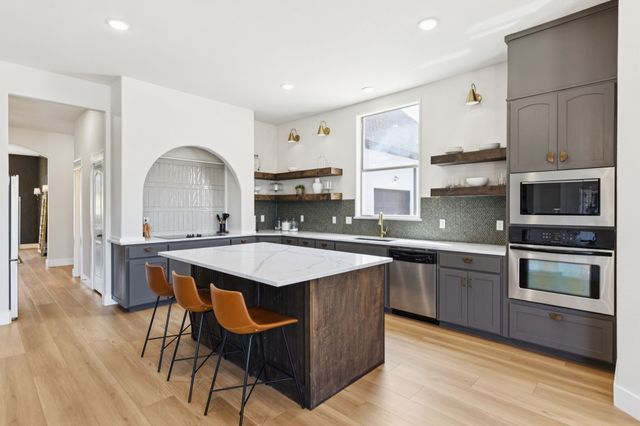 200 W Bozeman Lane, Fort Worth, TX 76108
