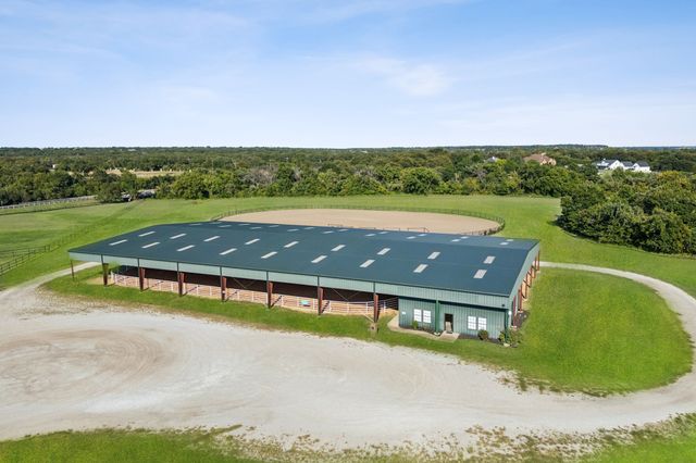 200 W Bozeman Lane, Fort Worth, TX 76108