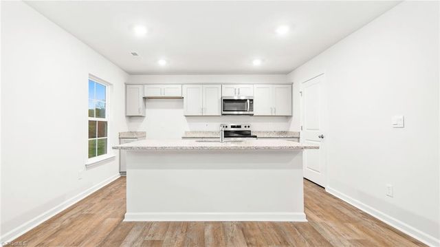 116 Sugar Pine Street, Thomasville, NC 27360
