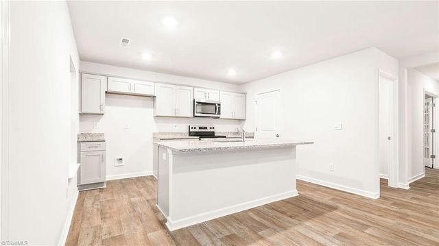 116 Sugar Pine Street, Thomasville, NC 27360