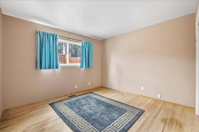 5122 Diablo Dr, Sacramento, CA 95842