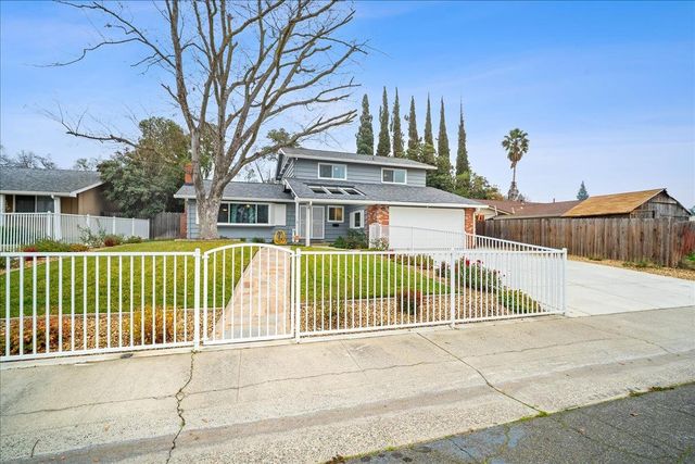 5122 Diablo Dr, Sacramento, CA 95842