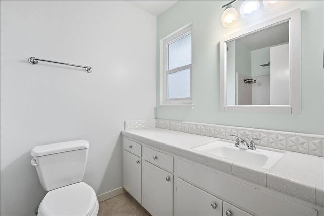 5122 Diablo Dr, Sacramento, CA 95842