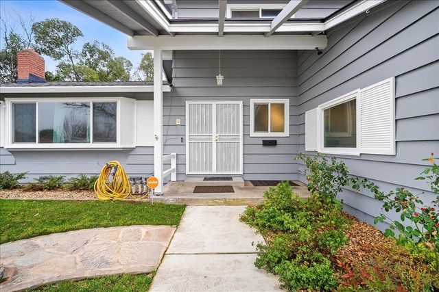 5122 Diablo Dr, Sacramento, CA 95842