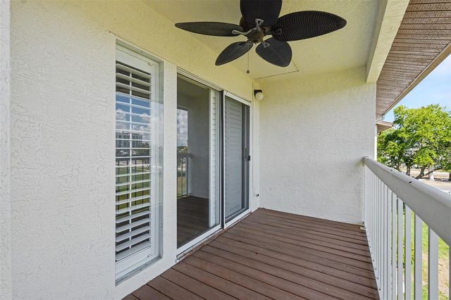 269 MADEIRA CIRCLE, St Petersburg, FL 33715