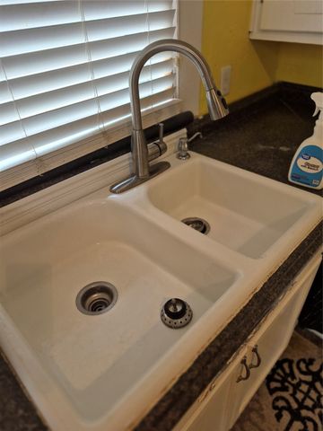 206 6th Street SE, Paris, TX 75460