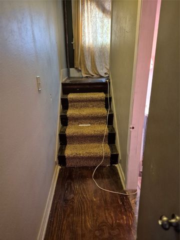 206 6th Street SE, Paris, TX 75460