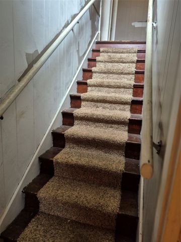 206 6th Street SE, Paris, TX 75460