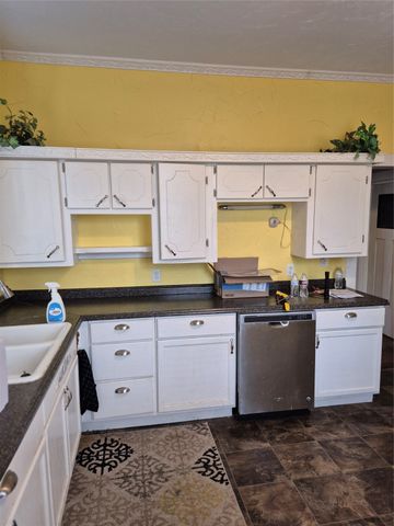 206 6th Street SE, Paris, TX 75460