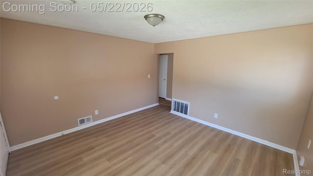 23153 STEWART Avenue, Warren, MI 48089