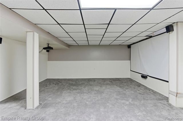 6545 Robindale Avenue, Dearborn Heights, MI 48127