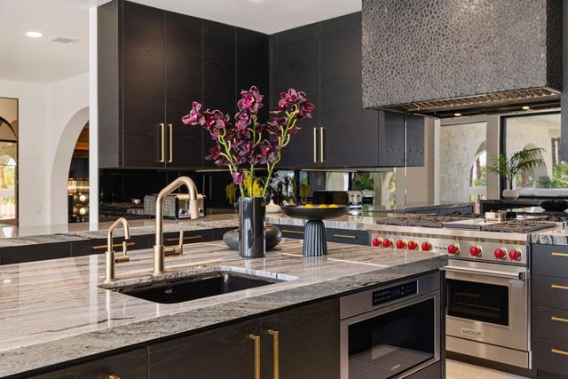 70663 Oroville Circle, Rancho Mirage, CA 92270